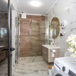 In With Sauna بيت للعطل تْسْغيكفانِتْسا