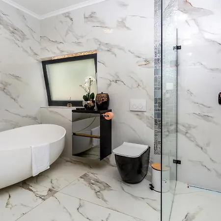 Gorgeous In With Sauna *