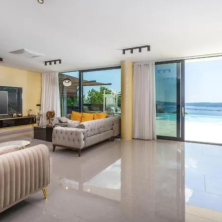 Σπίτι διακοπών Gorgeous In With Sauna Crikvenica