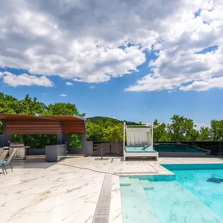 Gorgeous In With Sauna