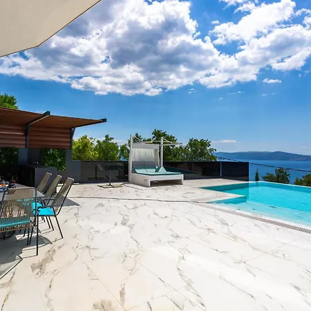 Σπίτι διακοπών Gorgeous In With Sauna Crikvenica